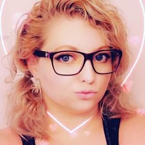 Meet your Posher, Sierra